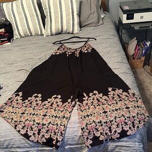 Chic Black Floral Jumpsuit